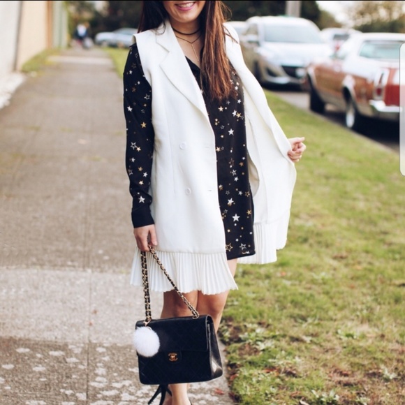 Black Star Shirt Dress - Picture 4 of 4